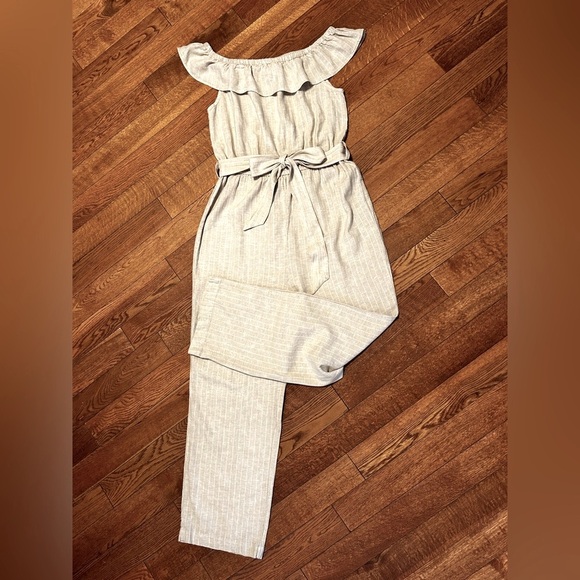 Universal Thread Beige Ruffle Jumpsuit - Picture 5 of 6